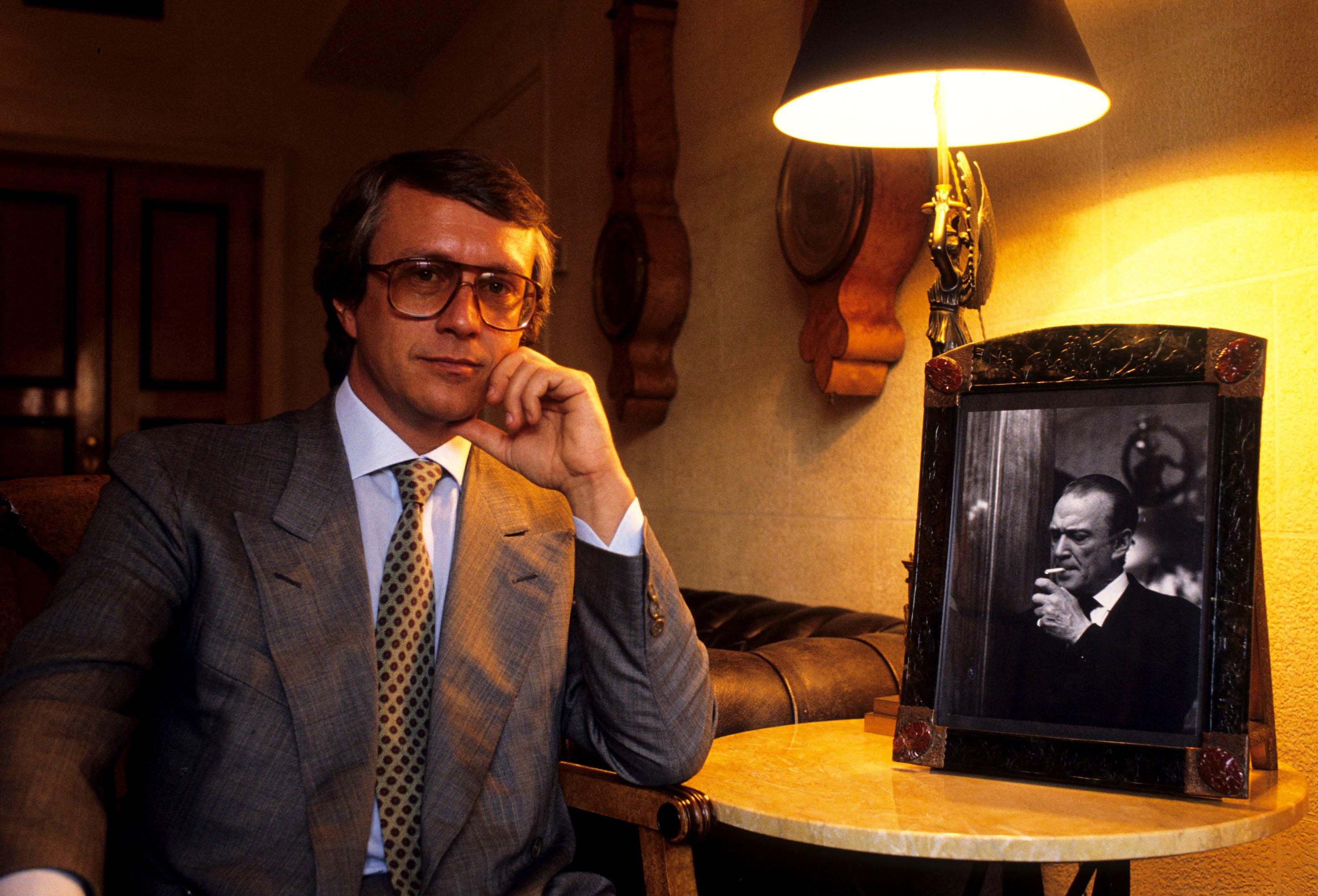 Maurizio Gucci, nieto del fundador de la marca de moda que lleva su nombre, dio vuelta la empresa en los años 80. Fue asesinado cuando salía de su casona en Milán en 1995. 