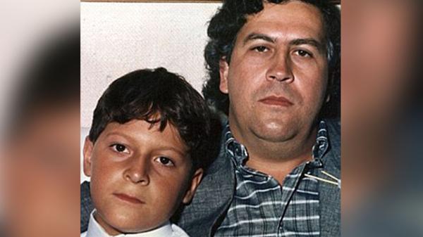 El narco Pablo Escobar con su hijo Juan Pablo