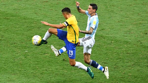 Di María no tuvo una buena actuación ante Brasil (AFP)