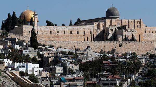 Los residentes palestinos en Jerusalén Este tienen un estatus de “residencia permanente” y se niegan a recibir ciudadanía israelí por temor a ceder soberanía sobre el territorio ocupado desde 1967 (AFP)