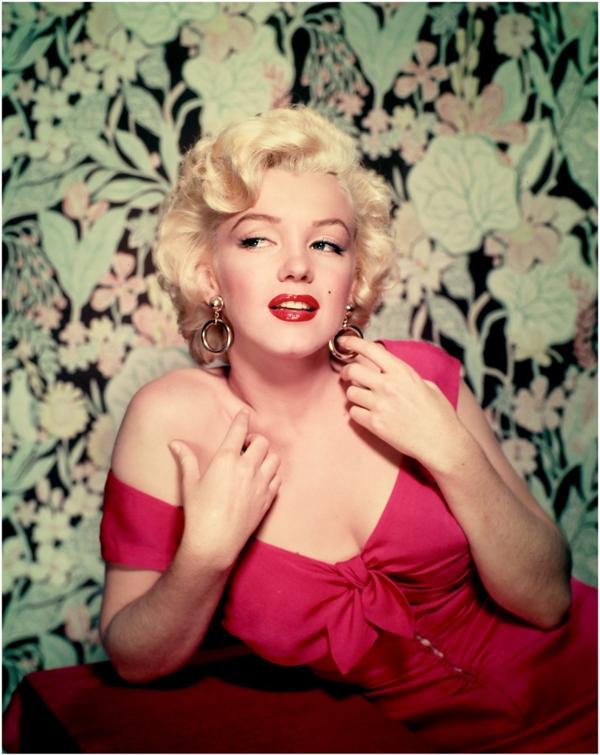El clásico rojo intenso del cuál era fanática Marilyn Monroe es percibido por los hombres como un arma de seducción