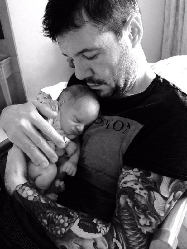 Apenas nació, Tinelli presentó a Lorenzo a través de las redes sociales