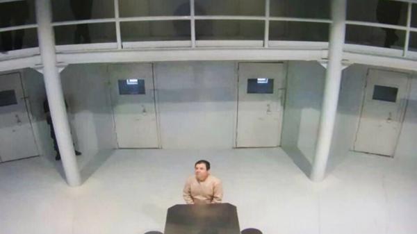 Ésta es la foto del “Chapo” Guzmán difundida por el gobierno mexicano para acallar los rumores (@osoriochong)