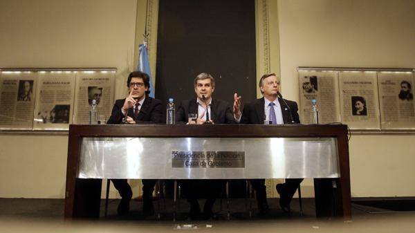 (DyN) Peña durante los anuncios