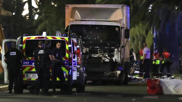 El camión del ataque. Las autoridades informaron que el conductor fue abatido (AFP)
