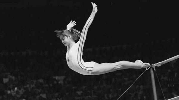 La rumana Nadia Comaneci fue la perfección de la gimnasia en Montreal 1976