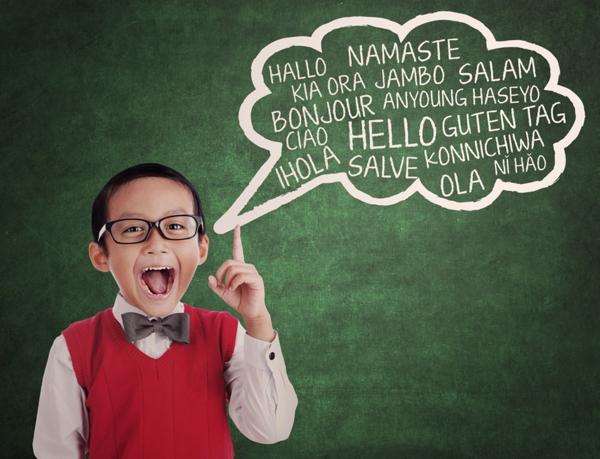 Los más pequeños tienen más acceso a otros lenguajes que en épocas pasadas (Shutterstock)