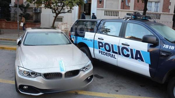 El vehículo fue encontrado en un estacionamiento en el centro de la capital cordobesa