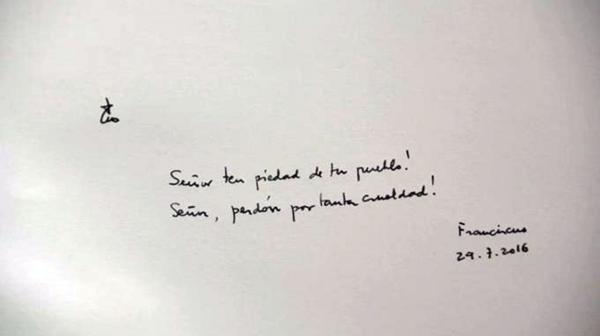 El mensaje escrito en castellano por el papa Francisco en Auschwitz