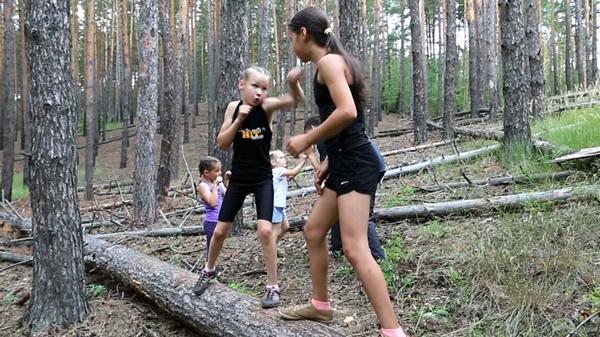 Evnika Saadvakass entrena boxeo desde los tres años
