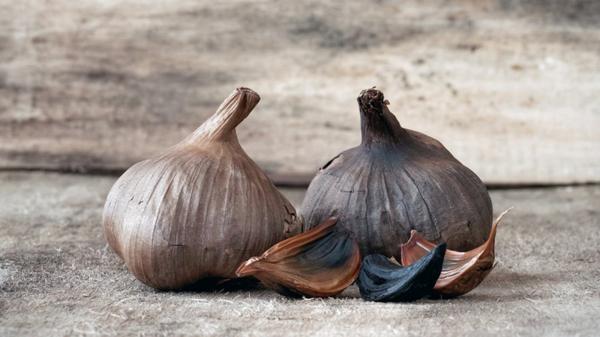 El ajo negro, fuente de muchas propiedades para el organismo (Shutterstock)