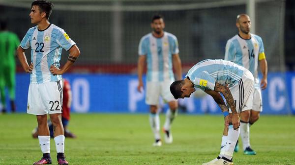 Argentina no levanta cabeza: viene de dos empates y una derrota ante Paraguay (Télam)