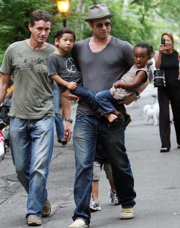 Billingham junto a Brad Pitt