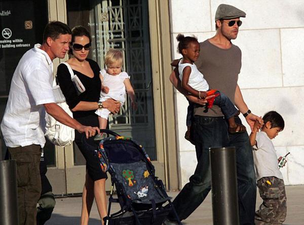 Billingham con la familia a pleno. Dice que hasta cumplió papeles de “paternidad”