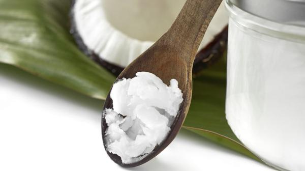 El aceite de coco es un 92 por ciento de grasas saturadas (iStock)