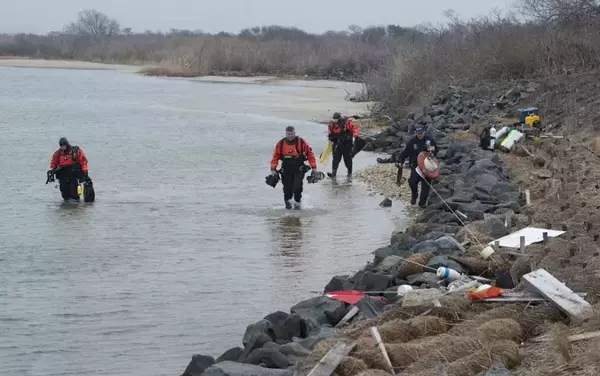 Los cuerpos de las mujeres fueron encontrados a una distancia de 150 metros unos de otros (AP)