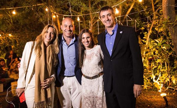 ESteban Bullrich, ministro de Educación de la Nación junto al flamante matrimonio