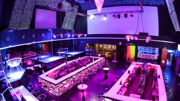 Los clubes siguen funcionando mientras la causa sigue su curso