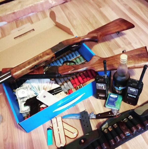 En la vivienda tenían un verdadero arsenal. Transmitieron en vivo por Periscope el tiroteo con las fuerzas de seguridad y su suicidio