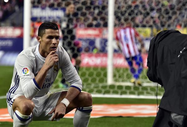 Cristiano Ronaldo convirtió un triplete en la goleada al Atlético de Madrid