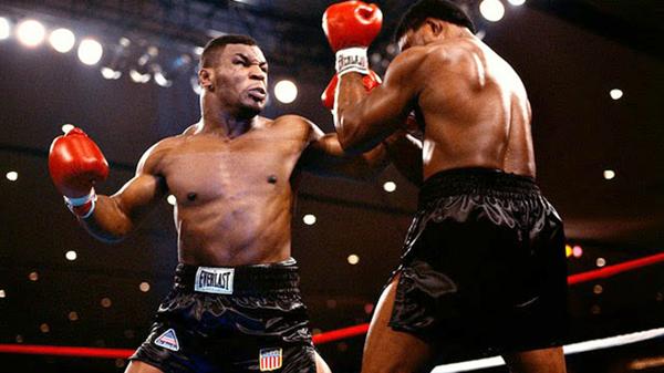 Con 20 años se convirtió en el campeón más joven de la historia de los pesos pesados