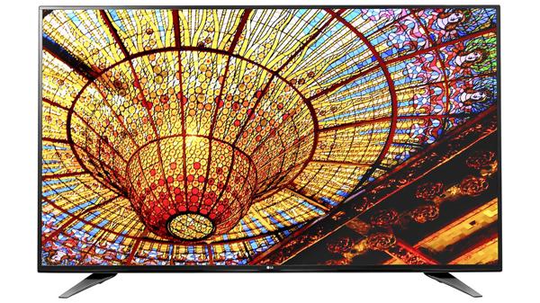 Best Buy se especializa en productos electrónicos y vende esta TV de LG 300 dólares más barata.