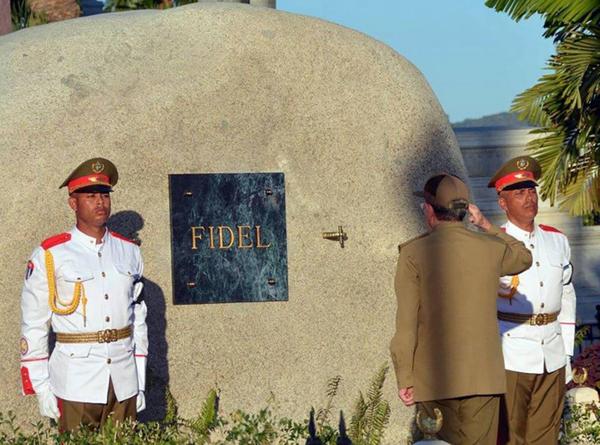 La última voluntad de Fidel Castro fue dada a conocer por su hermano Raúl (Agencia Cubana de Noticias)