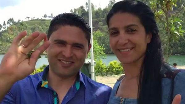 Rosemere junto a su novio, Udirley Damasceno. antes de la tragedia.