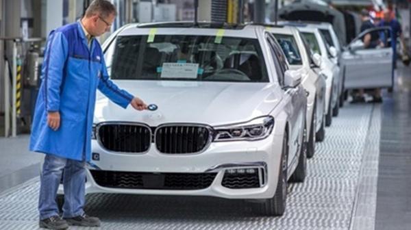 La alemana BMW posee una planta en Carolina del Sur, Estados Unidos, y planea construir otra en San Luis Potosí, México