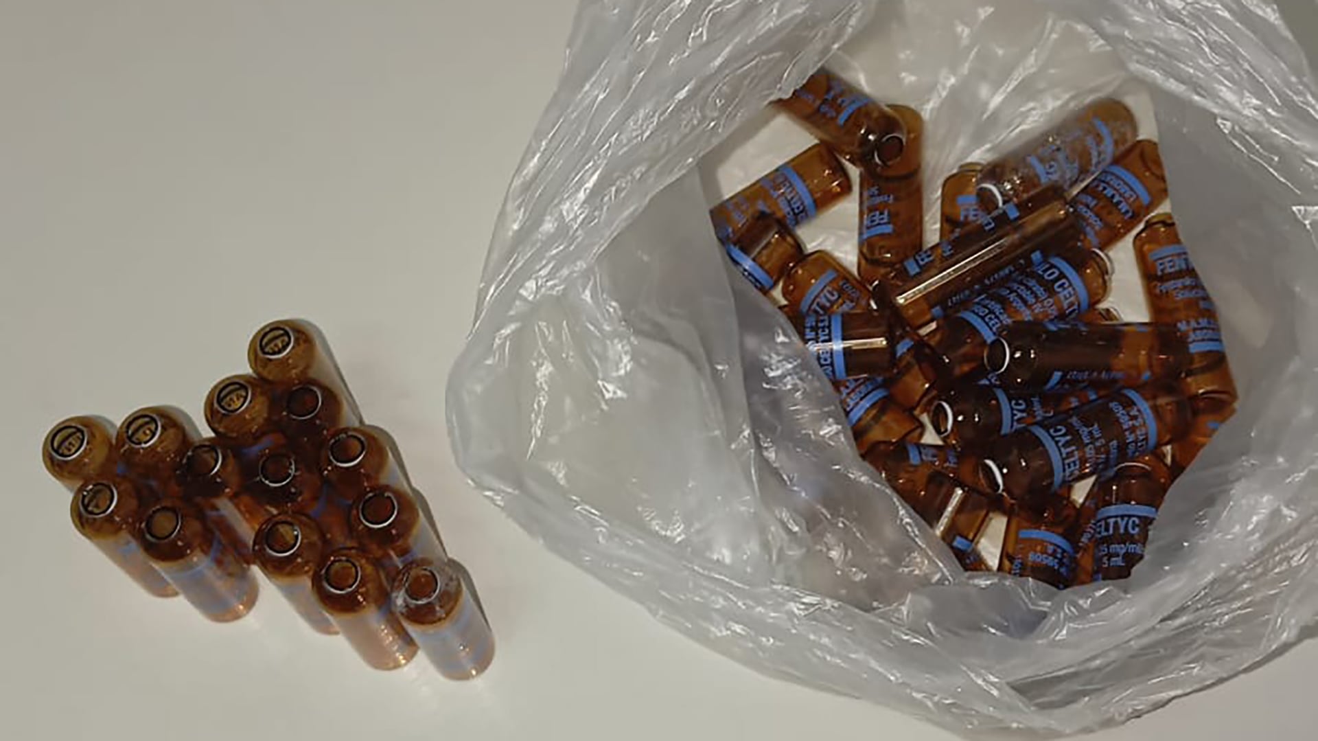 Las ampollas aparecieron abiertas en el Hospital