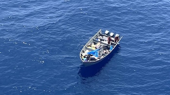 Marina asegura lanchas con más de 4 toneladas de cocaína y detiene a 16 personas en el Pacífico mexicano