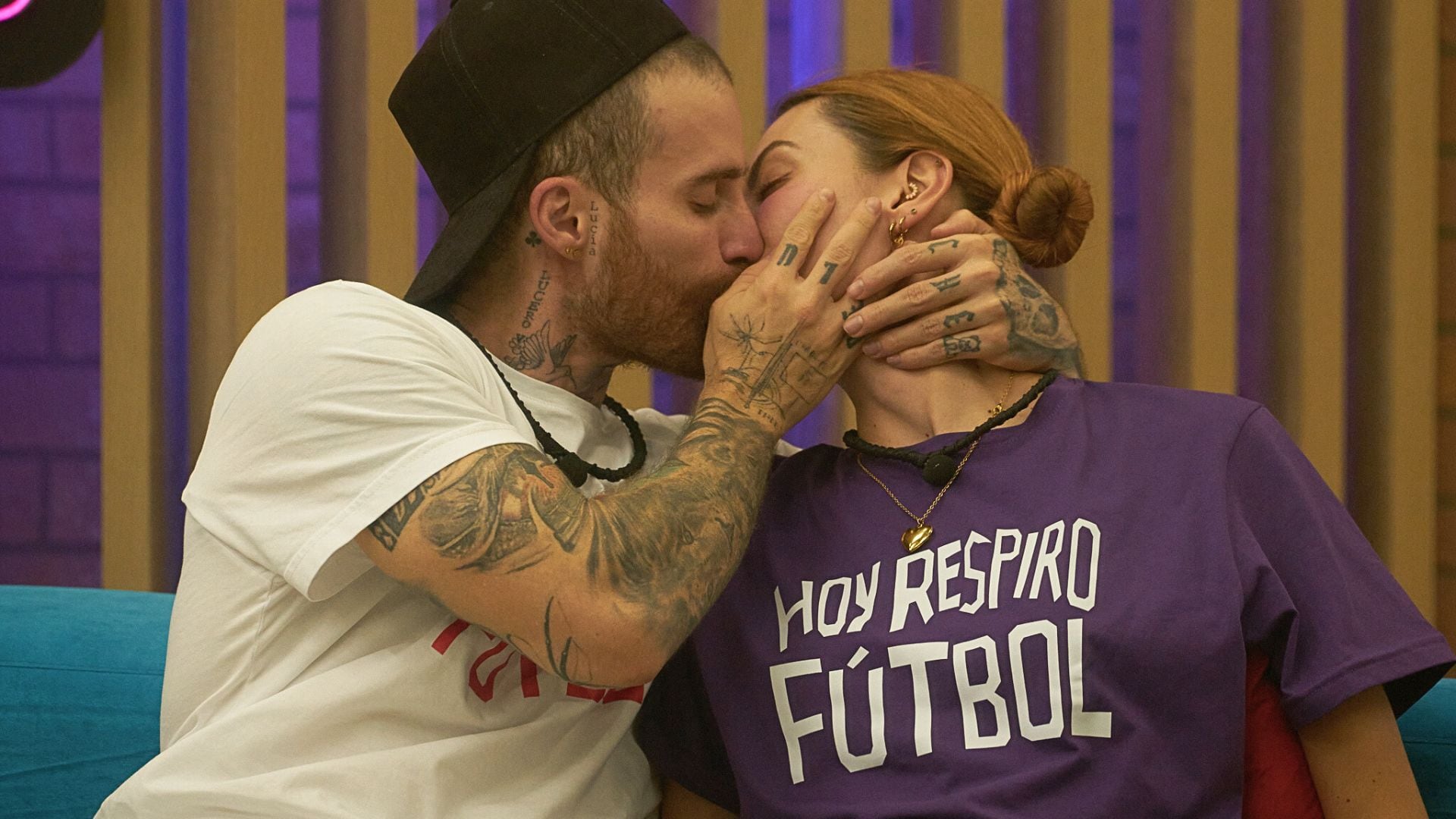 La relación entre Norma Nivia y Mateo Varela, conocido como “Peluche”, ha captado la atención de los seguidores de la segunda temporada de La Casa de los Famosos - crédito cortesía Canal RCN