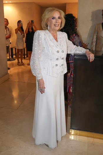 Mirtha Legrand usou um vestido