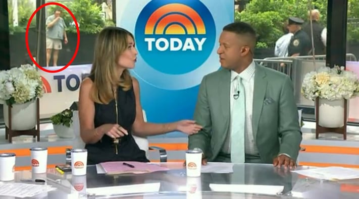 NBC implementó nuevos controles de acceso en sus estudios del Rockefeller Center tras la irrupción de un hombre con historial delictivo durante una emisión en vivo del Today (Today/NBC)