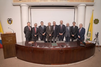 La Academia Nacional de Medicina entregó al gobierno entrante de Abelardo de la Espriella una reforma de salud con plan de choque financiero, fondo único estatal y cambios para las EPS - crédito Academia Nacional de Medicina