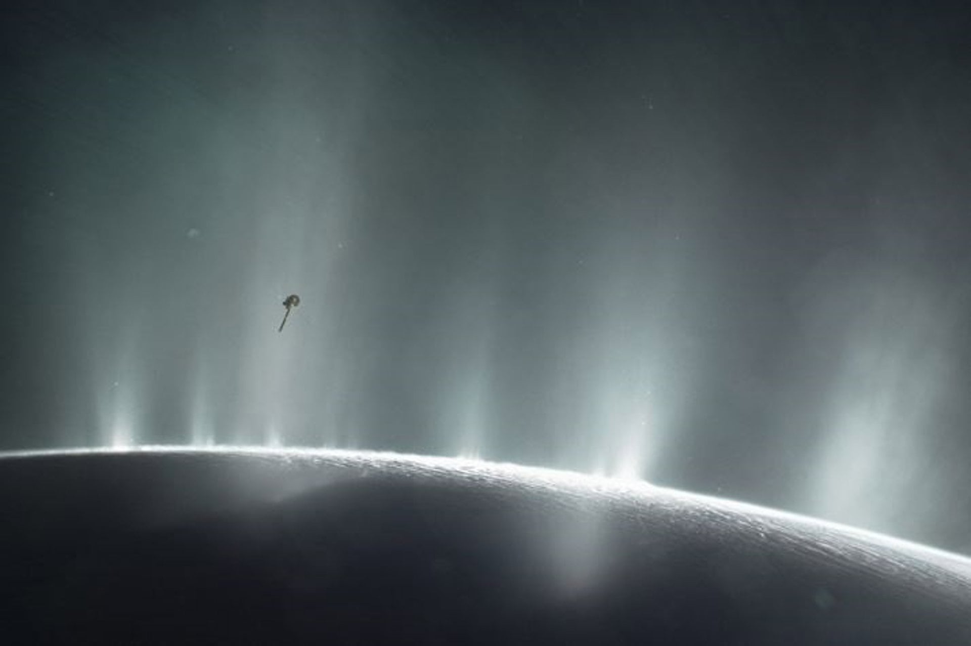 07/07/2021 La impresión de este artista muestra la nave espacial Cassini de la NASA volando a través de una columna de supuesta agua que brota de la superficie de Encelado, la luna de Saturno.
SOCIEDAD INVESTIGACIÓN Y TECNOLOGÍA
NASA