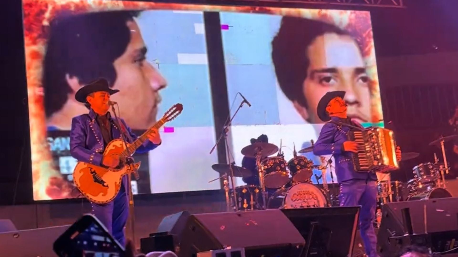 Los Alegres del Barranco repitieron su homenaje a El Mencho en Uruapan, Michoacán. (Captura de pantalla)