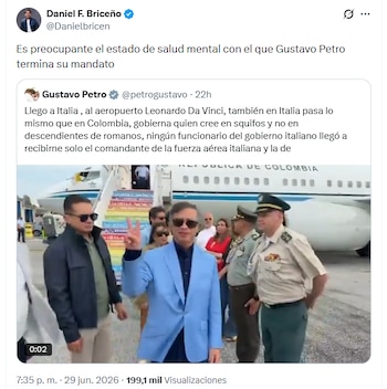 El senador electo reaccionó a la queja del presidente Gustavo Petro durante su llegada a Italia - crédito @Danielbricen/X