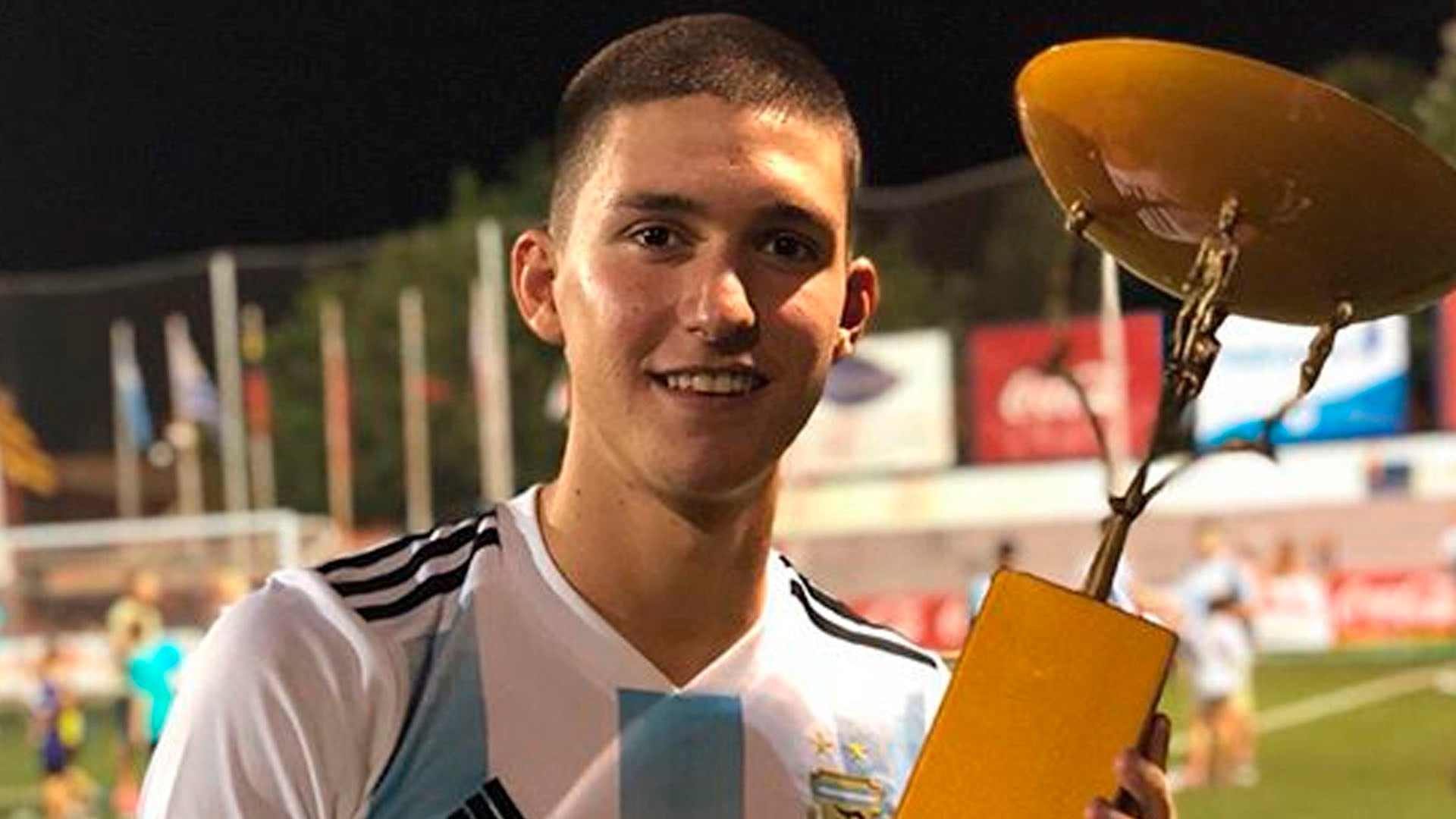 Balerdi fue campeón en el equipo juvenil dirigido por Scaloni en L'Alcudia 2018
