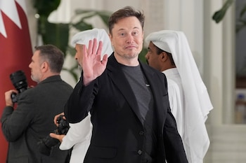 Elon Musk durante un evento