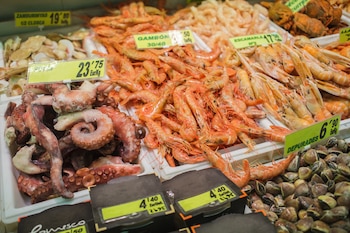 Venta de mariscos y moluscos (Freepik)