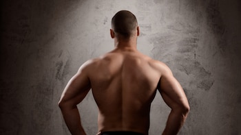 Los 5 mejores ejercicios para tener unos trapecios fuertes