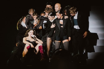 Rosalía impactó con show teatral en su primera noche en Buenos Aires: confesiones, disculpas y lágrimas