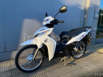 Puso en venta su moto, un supuesto comprador quiso probarla y se la llevó: por qué perdió el juicio contra la aseguradora