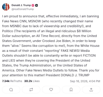 Trump comunicó la medida en Truth Social, donde acusó a CNN, MS NOW y Politico de difundir “noticias falsas”.