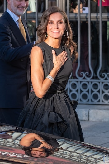(Foto de ARCHIVO)
Don Felipe IV y Doña Letízia llegan al Teatro Real para presidir la inauguración de la temporada 2023/2024 donde representarán la reposición de la ópera “Medea”, de Luigi Cherubini, a 19 de septiembre de 2023, en Madrid (España)
José Oliva / Europa Press
TEATRO REAL;OPERA;GENTE
19/9/2023