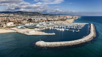 Encuentran en el mar el cuerpo sin vida de la mujer desaparecida en la riera de Cabrera de Mar (Barcelona)