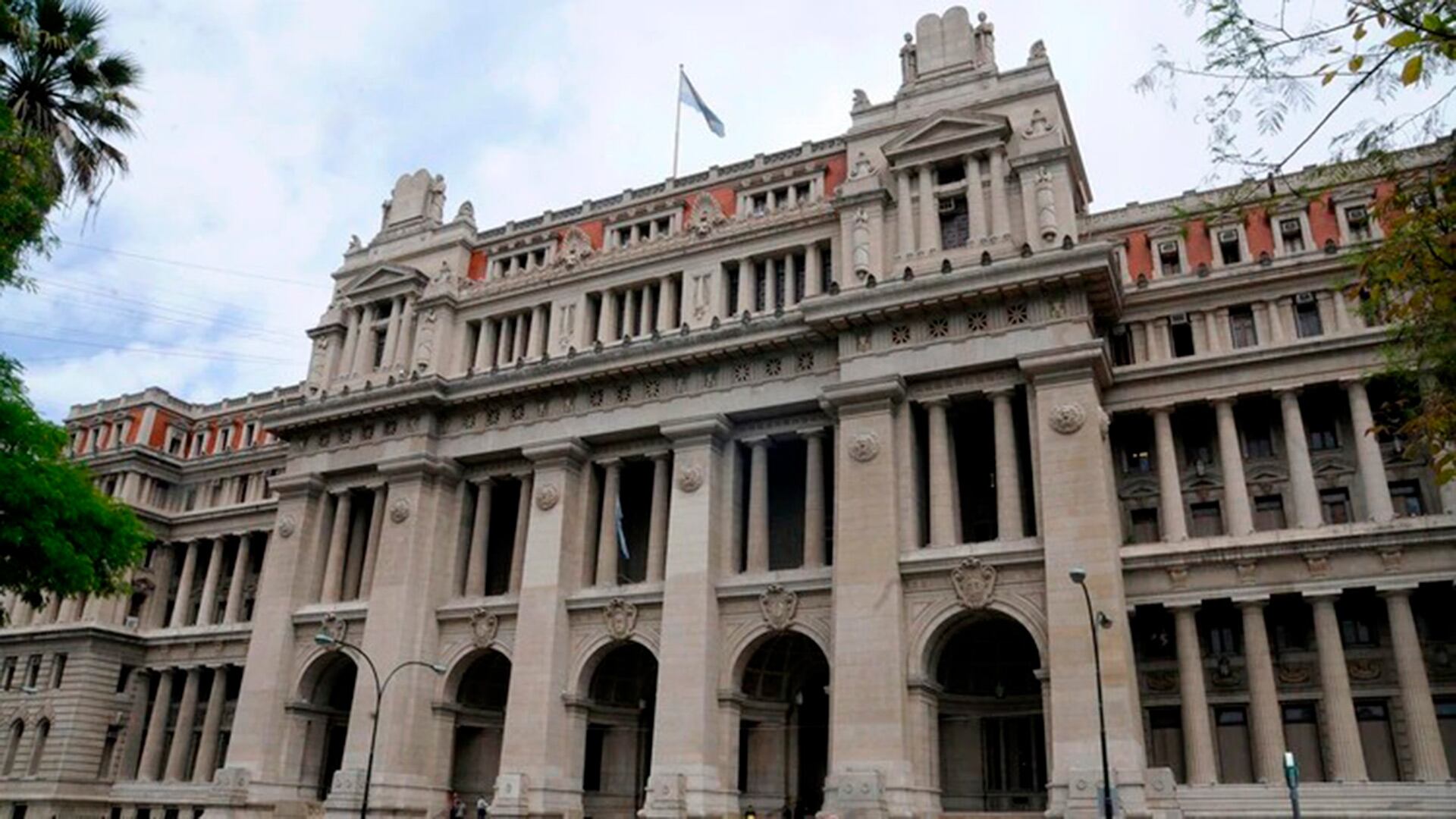 Postergaron la entrada en vigencia del nuevo Código Procesal Penal Federal en la Ciudad de Buenos Aires