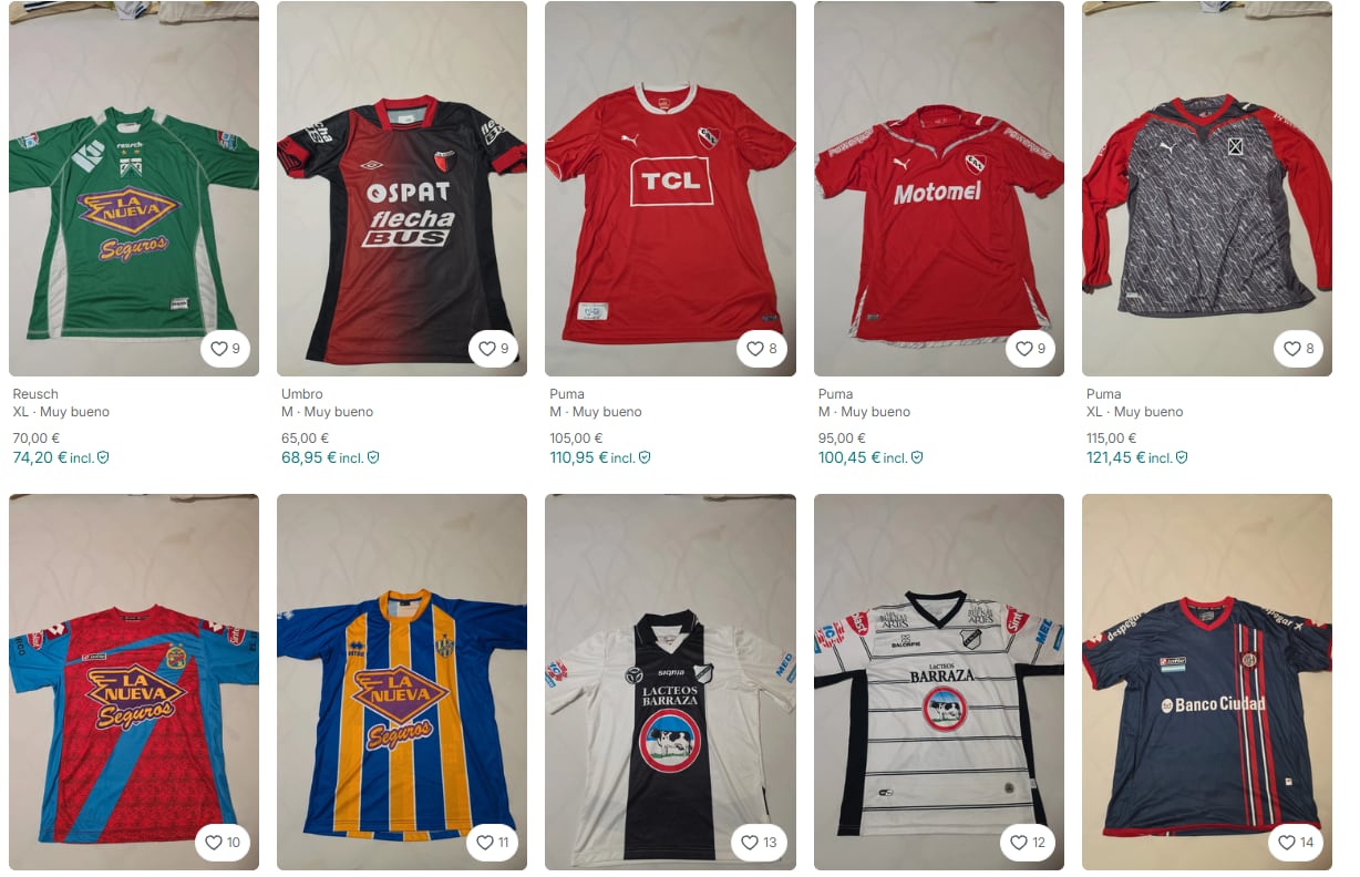 Algunas de las prendas que puso en venta Lucas Aveldaño