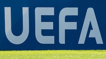 La UEFA seguirá vetando a